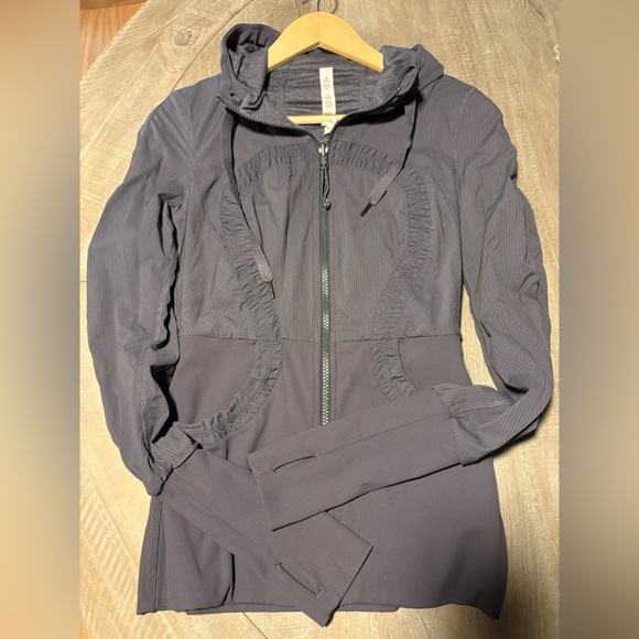 Lululemon Dance Studio Jacket - Picture 5 of 8